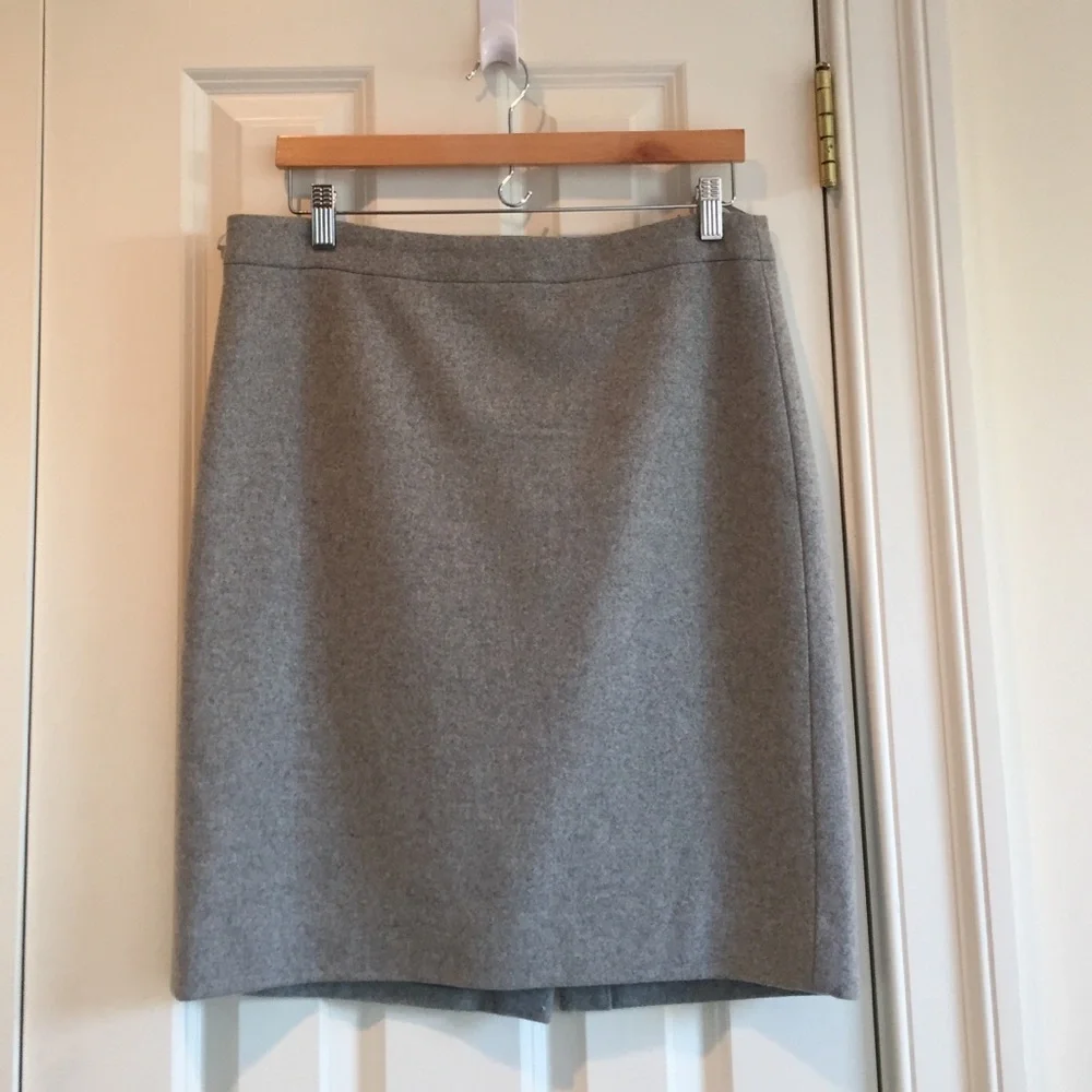 J.Crew wool pencil skirt - 10